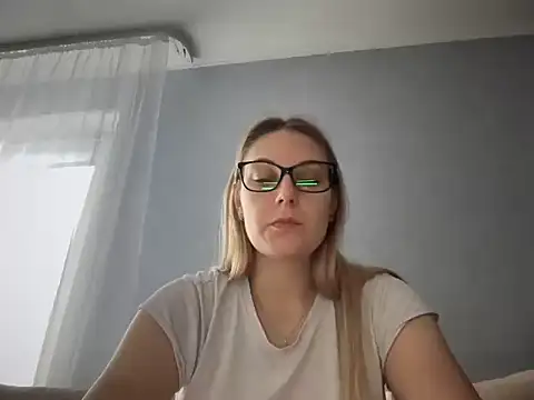 NikexPretty online show from October 2, 7:34 am