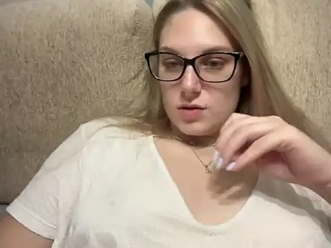 NikexPretty online show from October 11, 9:27 pm