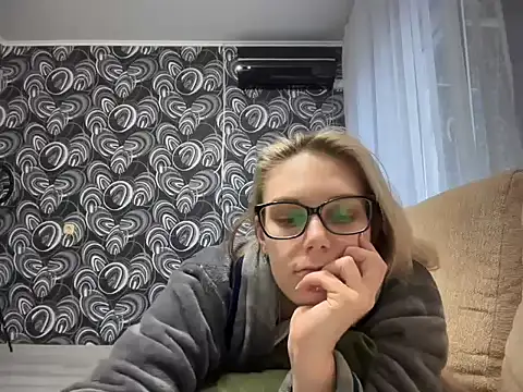 NikexPretty online show from November 16, 1:38 pm