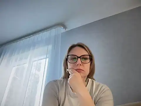 NikexPretty online show from April 28, 5:23 am