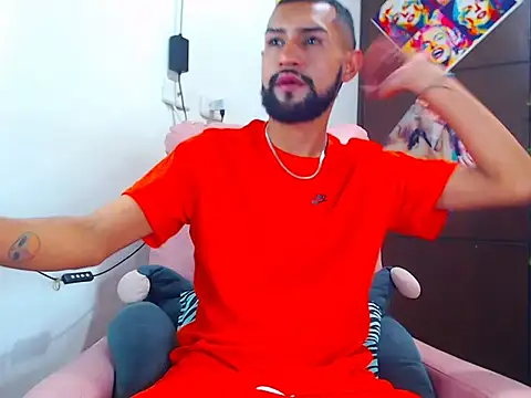 Snapshot of boybunnyerotic chatting on September 13, 3:50 am boybunnyerotic online show from September 13, 3:50 am