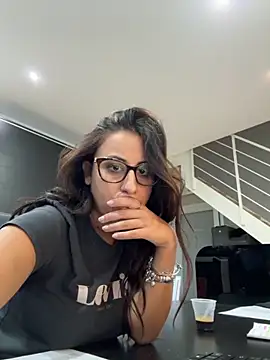 BabyLeopard online show from September 24, 10:33 am