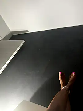 BabyLeopard online show from September 23, 7:43 pm