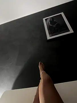 BabyLeopard online show from September 10, 4:39 pm