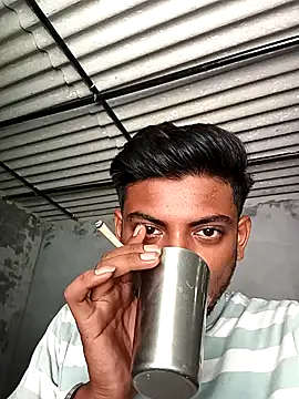 Snapshot of shektiwari chatting on July 5, 4:52 am shektiwari online show from July 5, 4:52 am