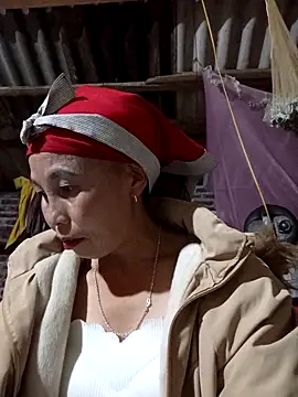 me-cute online show from October 25, 12:50 pm