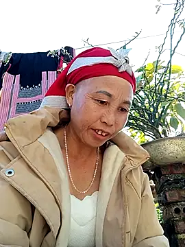 me-cute online show from November 23, 1:26 am