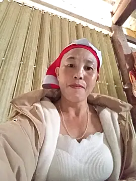 me-cute online show from November 11, 1:00 am