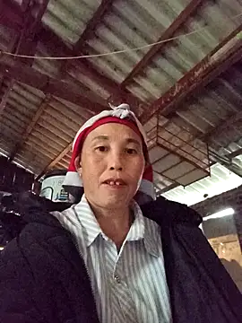 me-cute online show from November 2, 9:03 am