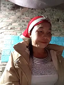 me-cute online show from November 30, 1:34 pm