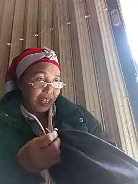 me-cute online show from January 12, 3:57 am