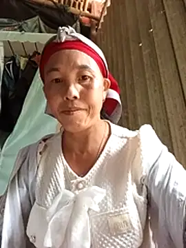 me-cute online show from November 5, 7:44 am