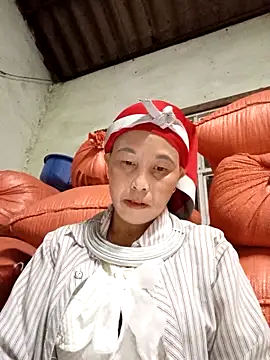 me-cute online show from November 16, 11:26 am