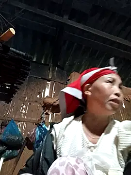 me-cute online show from October 29, 11:25 pm