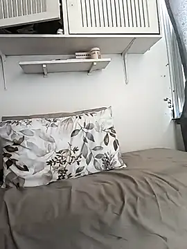 HappygalTheQueen online show from February 4, 9:59 am