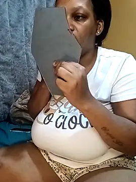 HappygalTheQueen online show from November 22, 7:46 pm