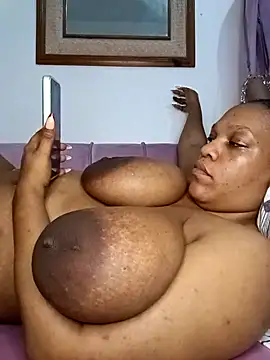 HappygalTheQueen online show from February 19, 8:06 pm