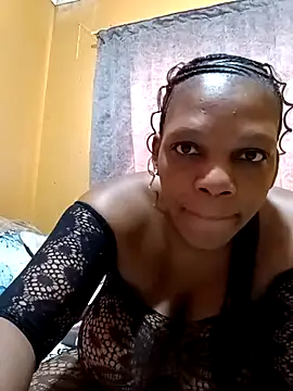 HappygalTheQueen online show from October 30, 10:02 am