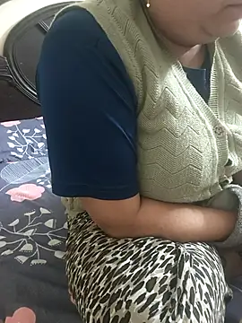 payal 261072  online show from January 7, 3:00 am