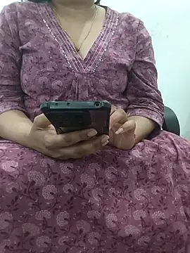 payal 261072  online show from February 18, 4:10 am