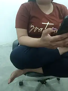 payal 261072  online show from March 7, 3:57 am