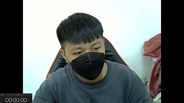 zhu000000 online show from September 9, 7:29 am