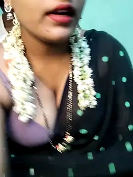 Shneeha le online show from September 19, 9:13 am