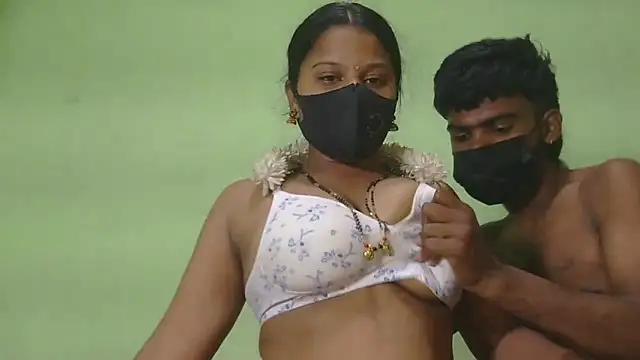 Shneeha le online show from December 1, 5:36 pm