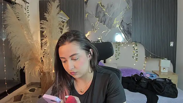 SarahCastro1  online show from February 23, 3:52 am