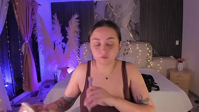 SarahCastro1  online show from March 16, 4:09 am