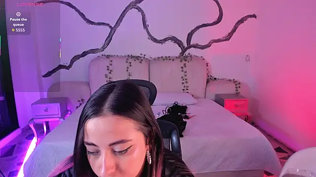 SarahCastro1  online show from September 15, 4:02 am