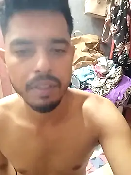 fcukboiiiii69 online show from February 5, 9:43 pm