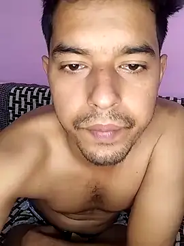 fcukboiiiii69 online show from December 19, 5:37 pm