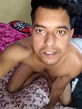 Snapshot of fcukboiiiii69 chatting on December 15, 6:25 pm fcukboiiiii69 online show from December 15, 6:25 pm