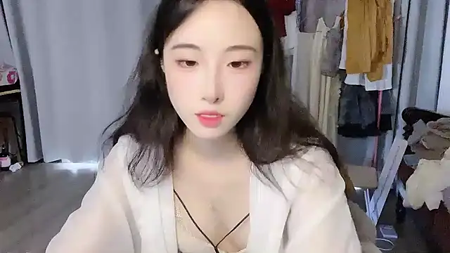Snapshot of Freya7777 chatting on September 14, 7:42 am Freya7777 online show from September 14, 7:42 am