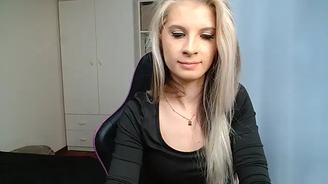 KristineGlow online show from June 8, 2:17 pm