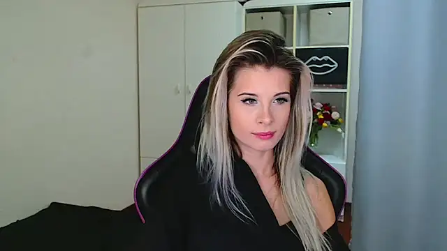 KristineGlow online show from January 7, 7:13 am