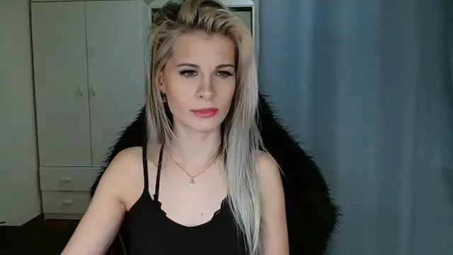 KristineGlow online show from February 17, 3:20 pm