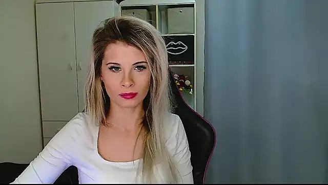 KristineGlow online show from January 13, 7:23 am