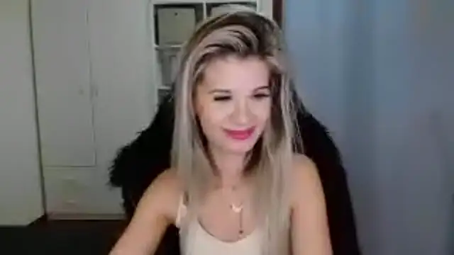 KristineGlow online show from November 5, 7:17 pm