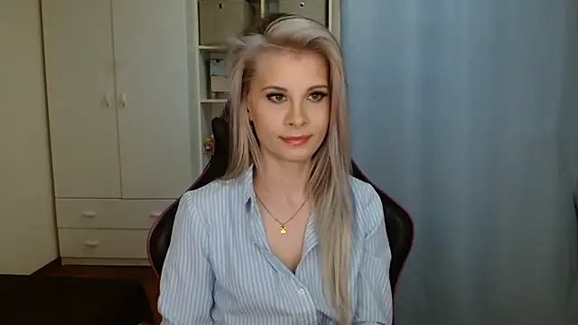 KristineGlow online show from March 21, 3:16 pm