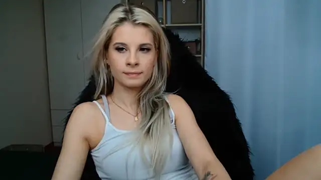 KristineGlow online show from June 30, 6:24 am