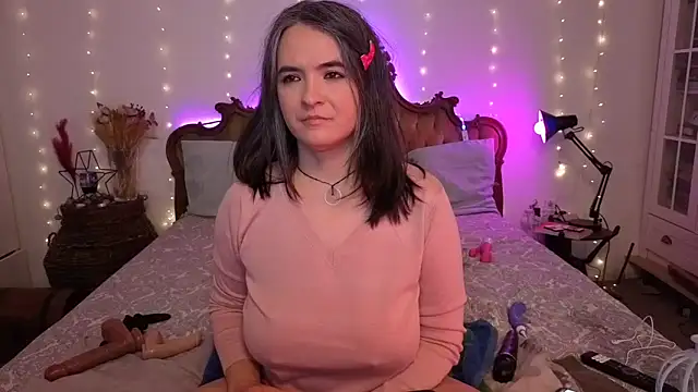 SilkenSin online show from February 22, 9:55 am