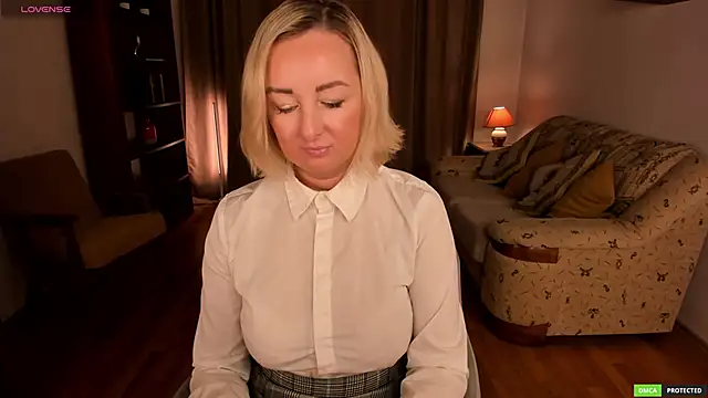 sexmom8 online show from May 9, 1:14 pm