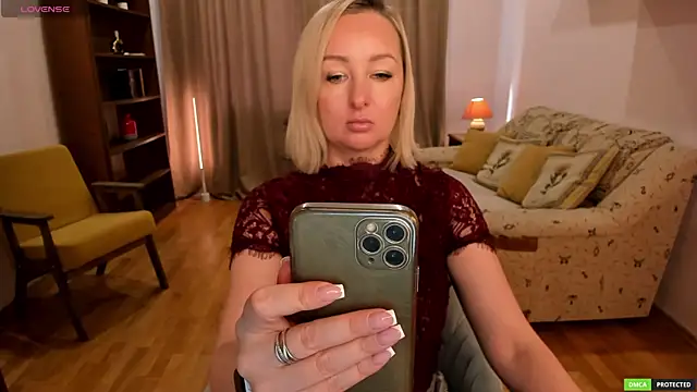 sexmom8 online show from April 14, 10:20 am