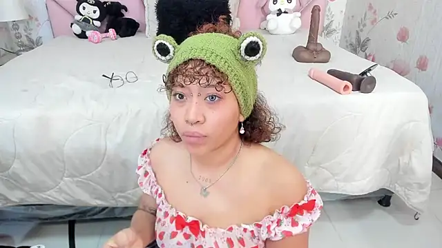 SafiroAgataaa online show from February 22, 3:09 am