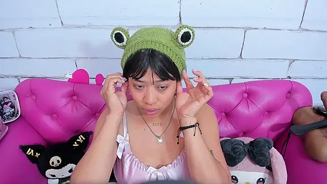 SafiroAgataaa online show from November 8, 2:48 am