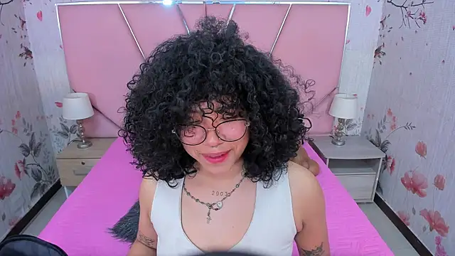 SafiroAgataaa online show from October 20, 9:59 pm