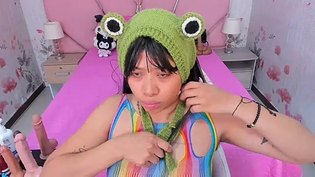 SafiroAgataaa online show from October 25, 8:20 pm