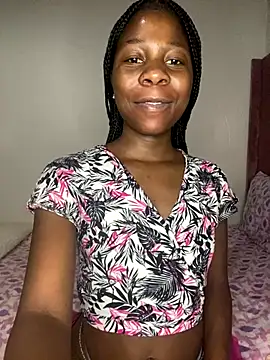 Snapshot of Crazyqueenxxx chatting on November 4, 9:46 am Crazyqueenxxx online show from November 4, 9:46 am